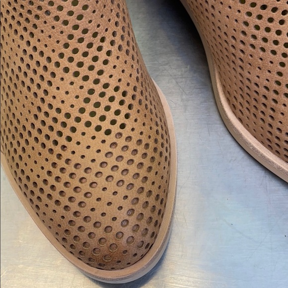 New leather ankle boots from Sundance. - Picture 8 of 8